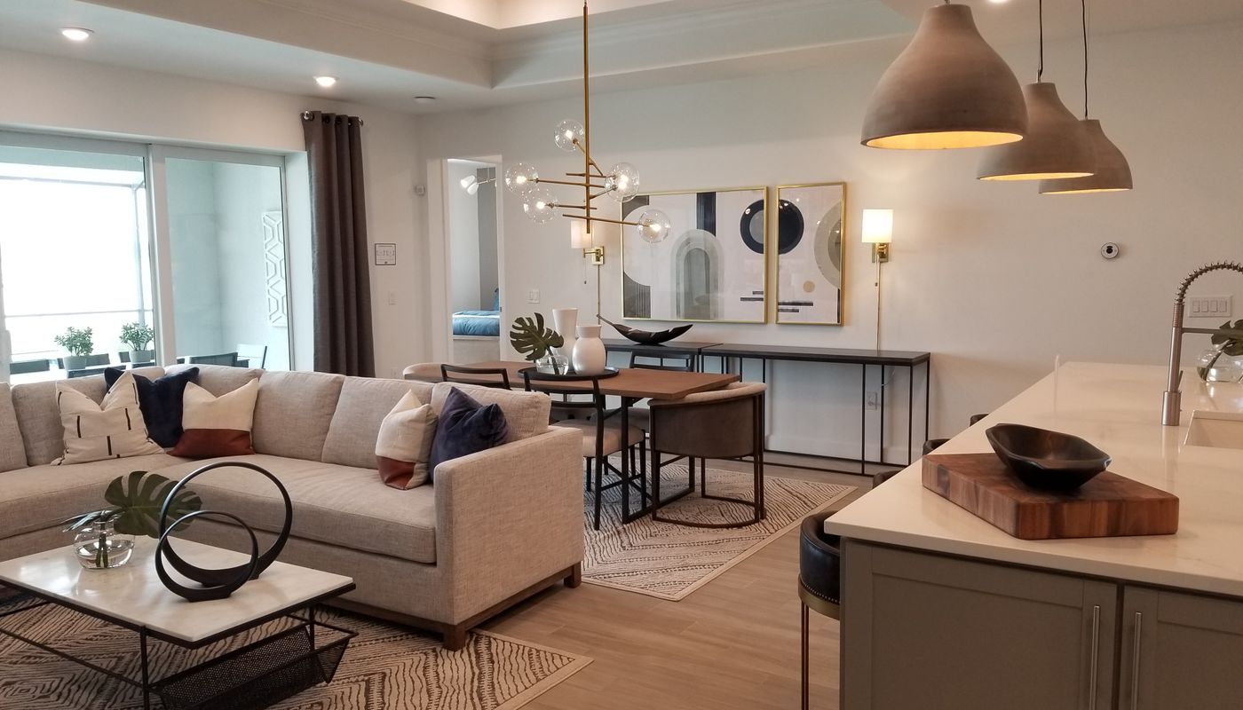 Bright modern room with adaptable furniture and open floor space